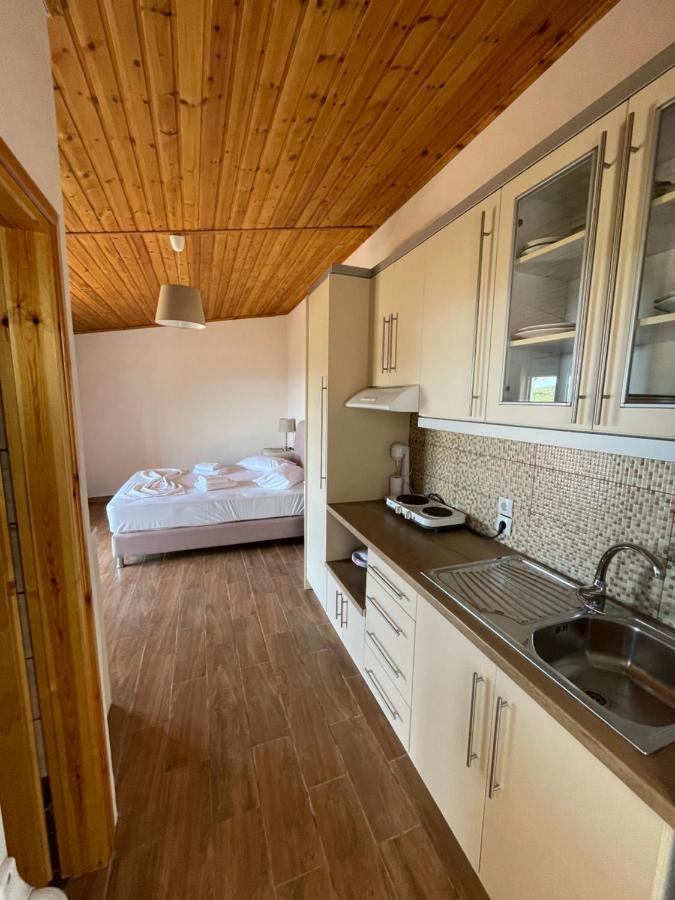 Meltemi Apartment Parga Luaran gambar